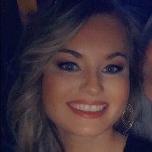 Meet your Posher, Faith